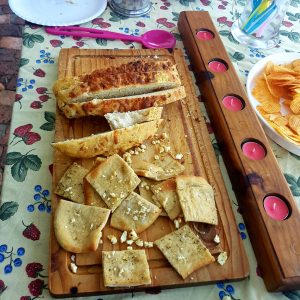 BREAD ROLLS & LOAF